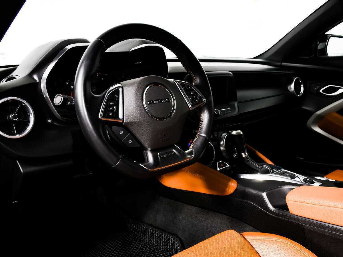 Купить Chevrolet Camaro с пробегом. Фото: #12