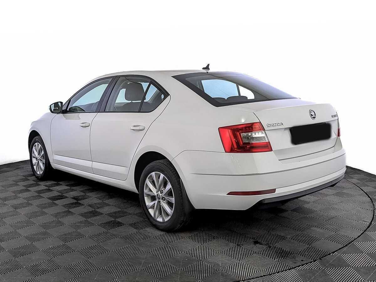 Купить Skoda Octavia с пробегом. Фото: #6