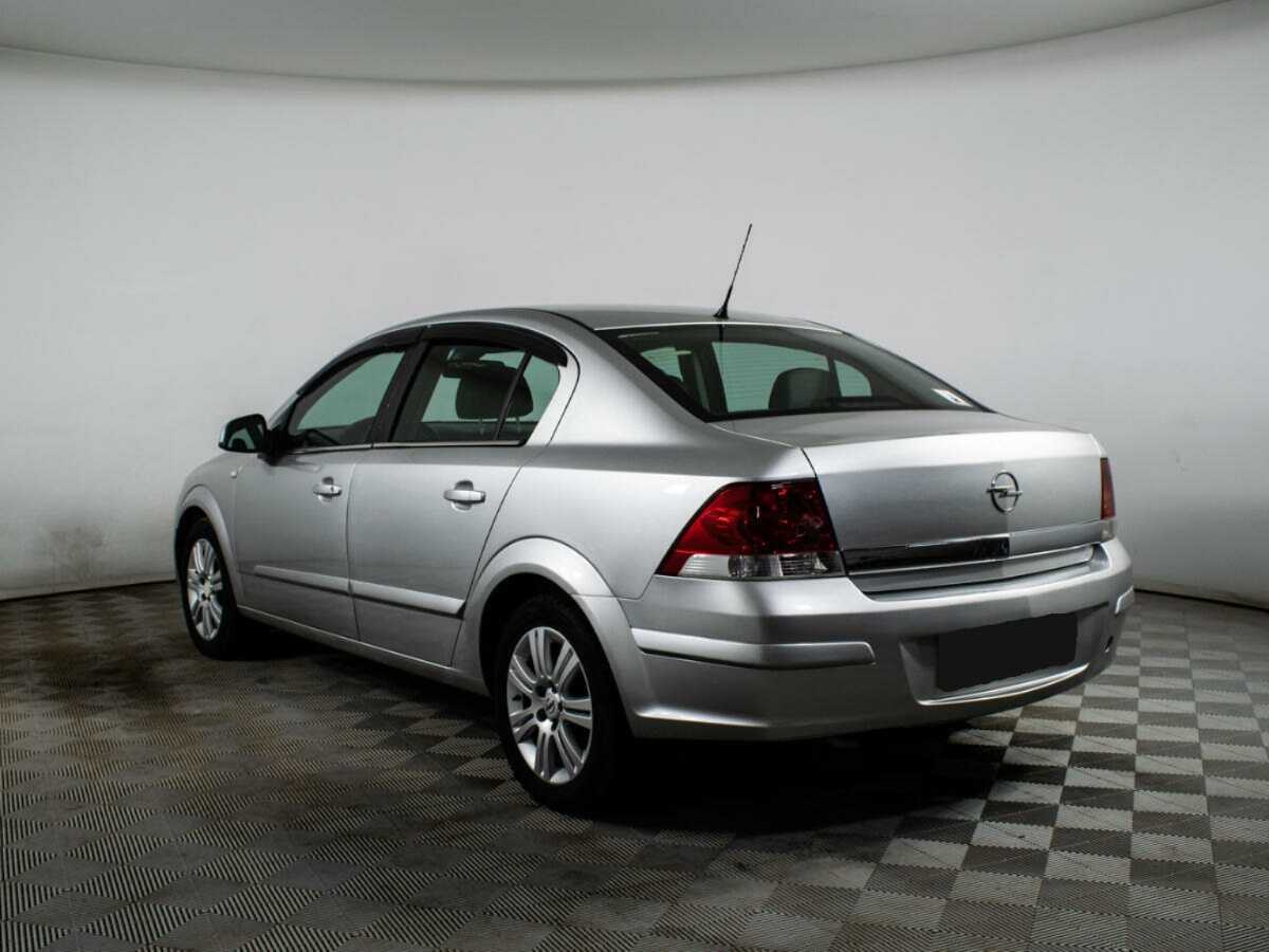 Купить Opel Astra с пробегом. Фото: #6