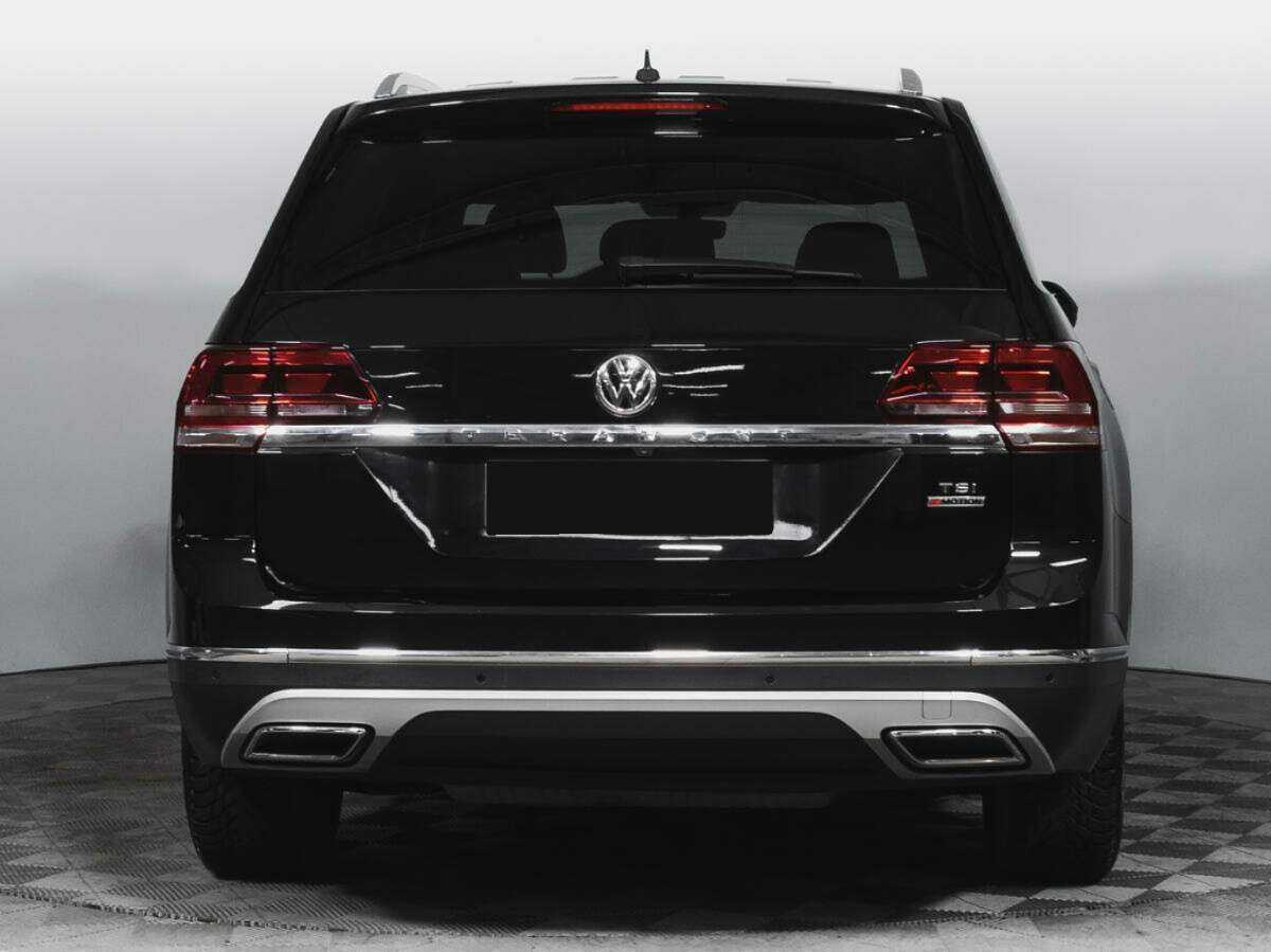 Купить Volkswagen Teramont с пробегом. Фото: #5