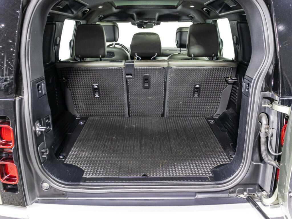 Купить Land Rover Defender с пробегом. Фото: #12