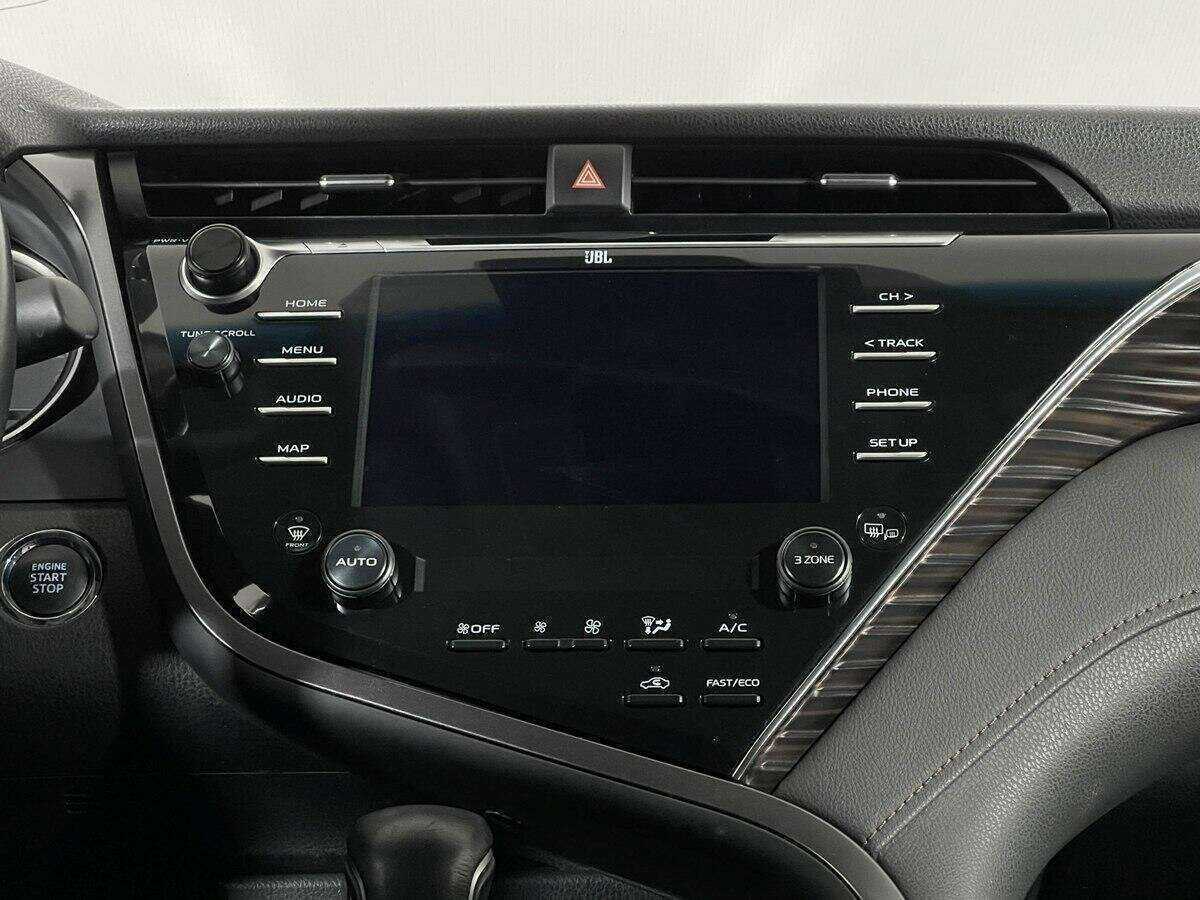 Купить Toyota Camry с пробегом. Фото: #9