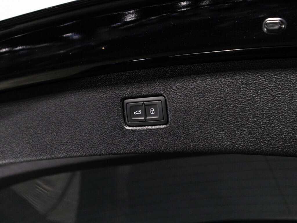 Купить Audi Q7 с пробегом. Фото: #13