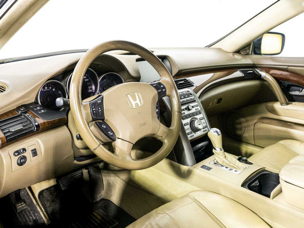 Купить Honda Legend с пробегом. Фото: #10