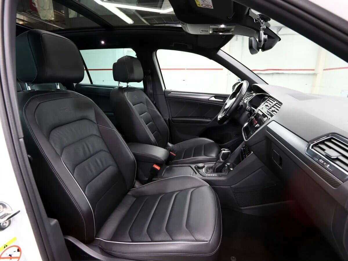 Купить Volkswagen Tiguan с пробегом. Фото: #11