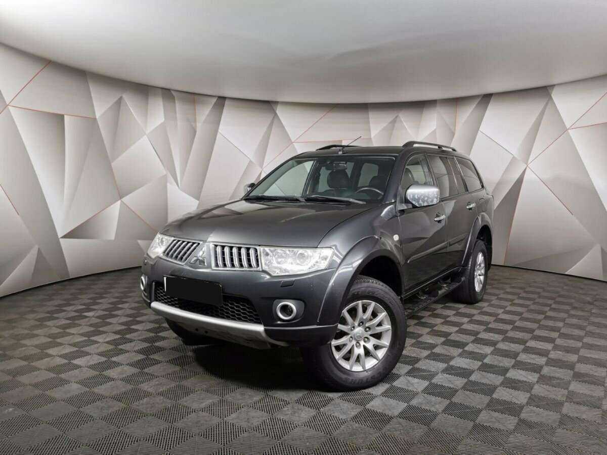 Купить Mitsubishi Pajero Sport с пробегом. Фото: #0