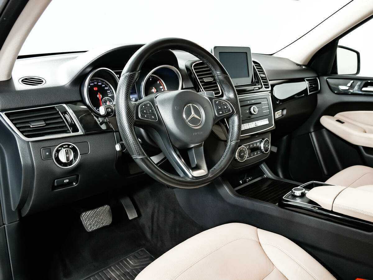 Купить Mercedes-Benz GLE с пробегом. Фото: #12