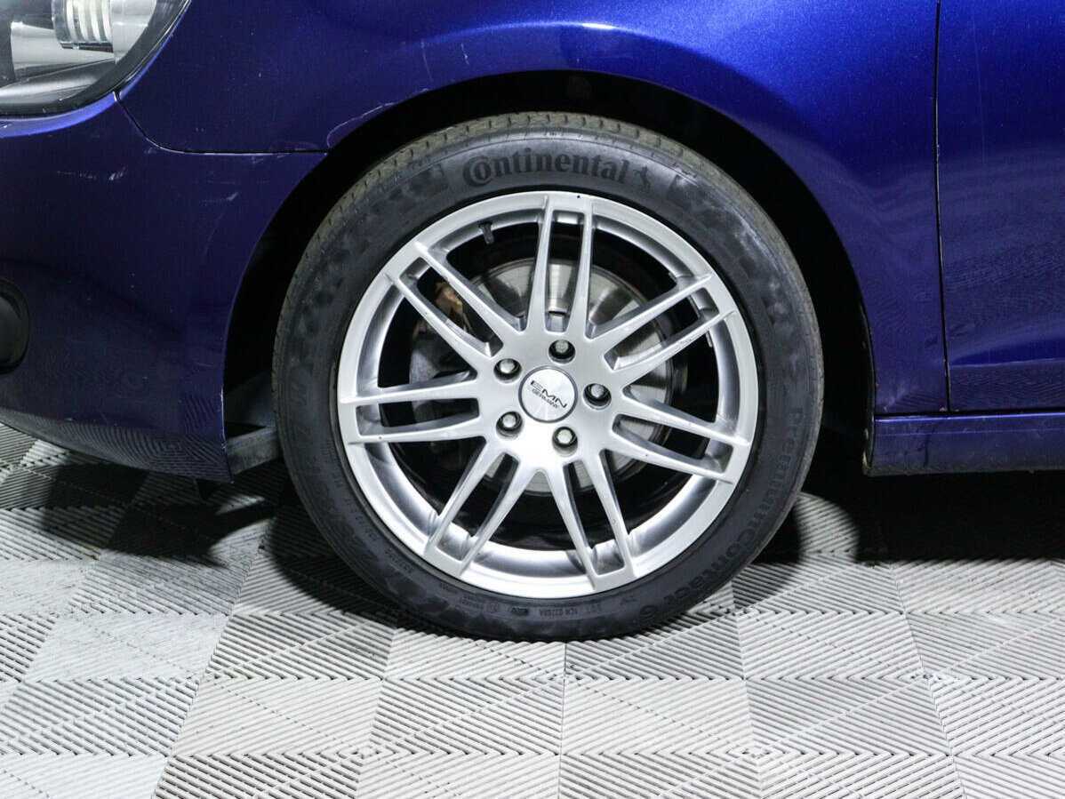 Купить Volkswagen Golf с пробегом. Фото: #14