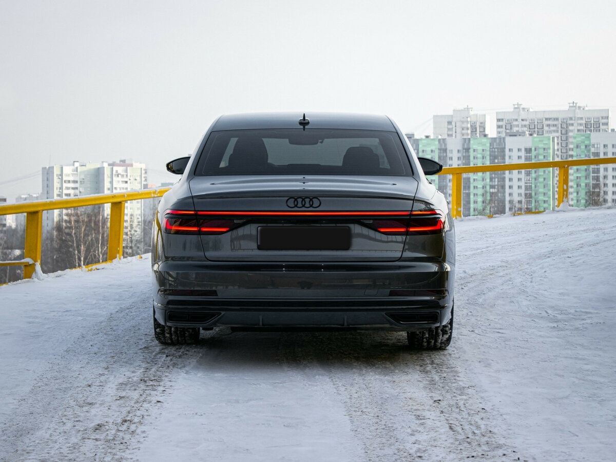 Купить Audi A8 с пробегом. Фото: #4