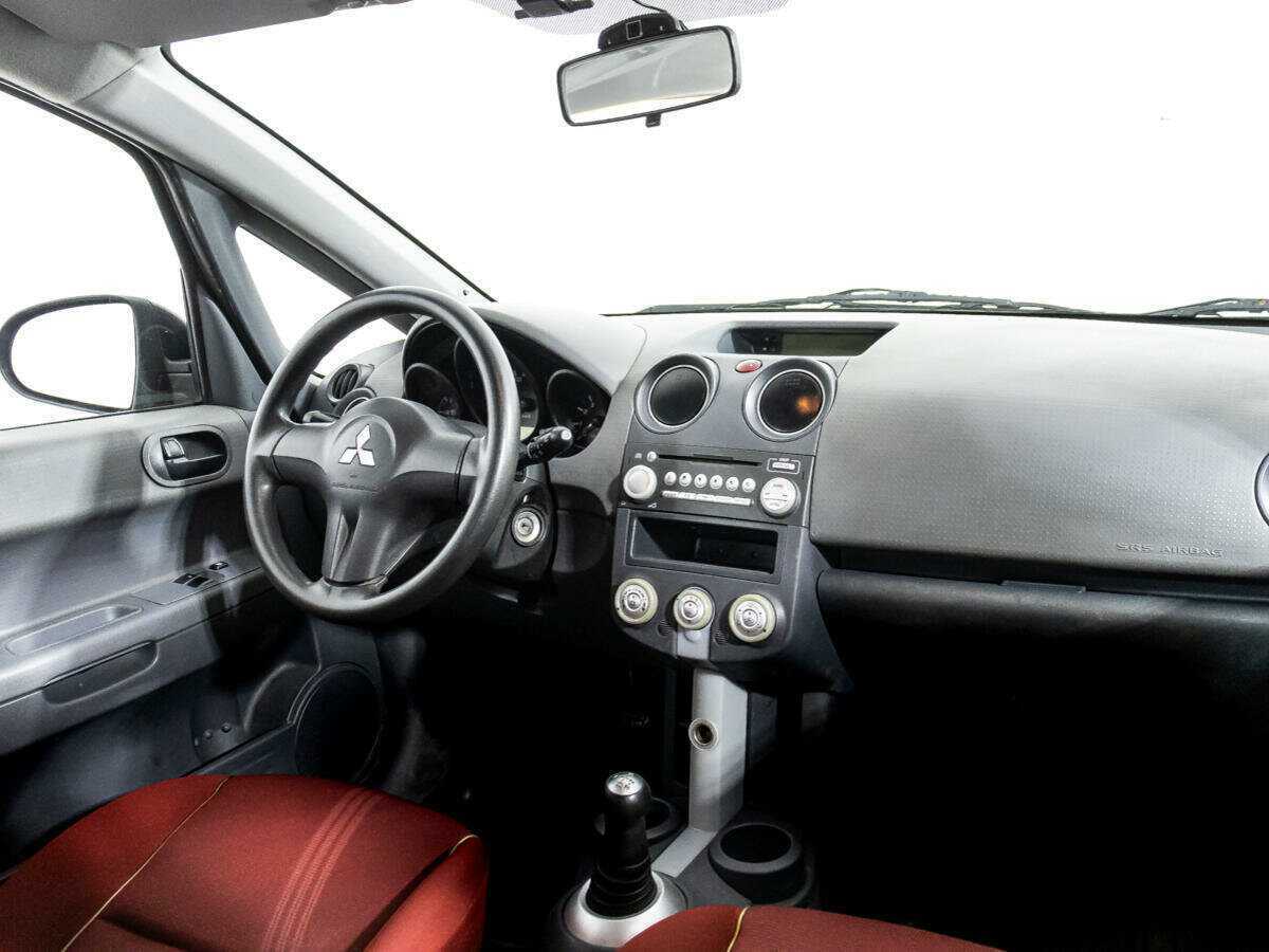 Купить Mitsubishi Colt с пробегом. Фото: #8