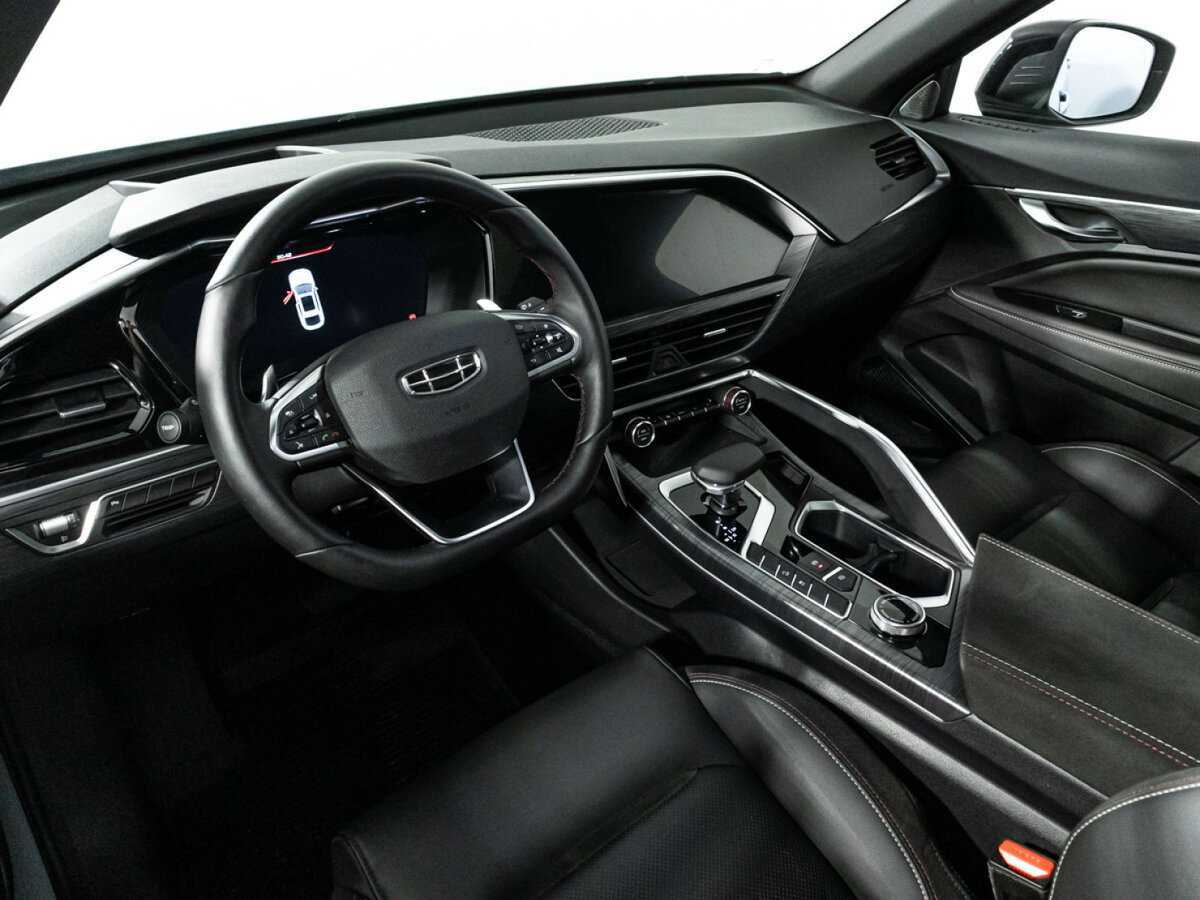 Купить Geely Tugella с пробегом. Фото: #10