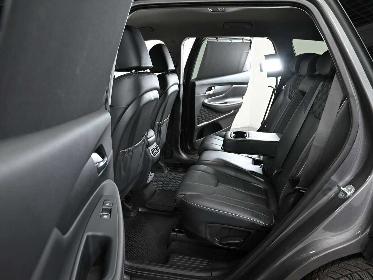 Купить Hyundai Santa Fe с пробегом. Фото: #19