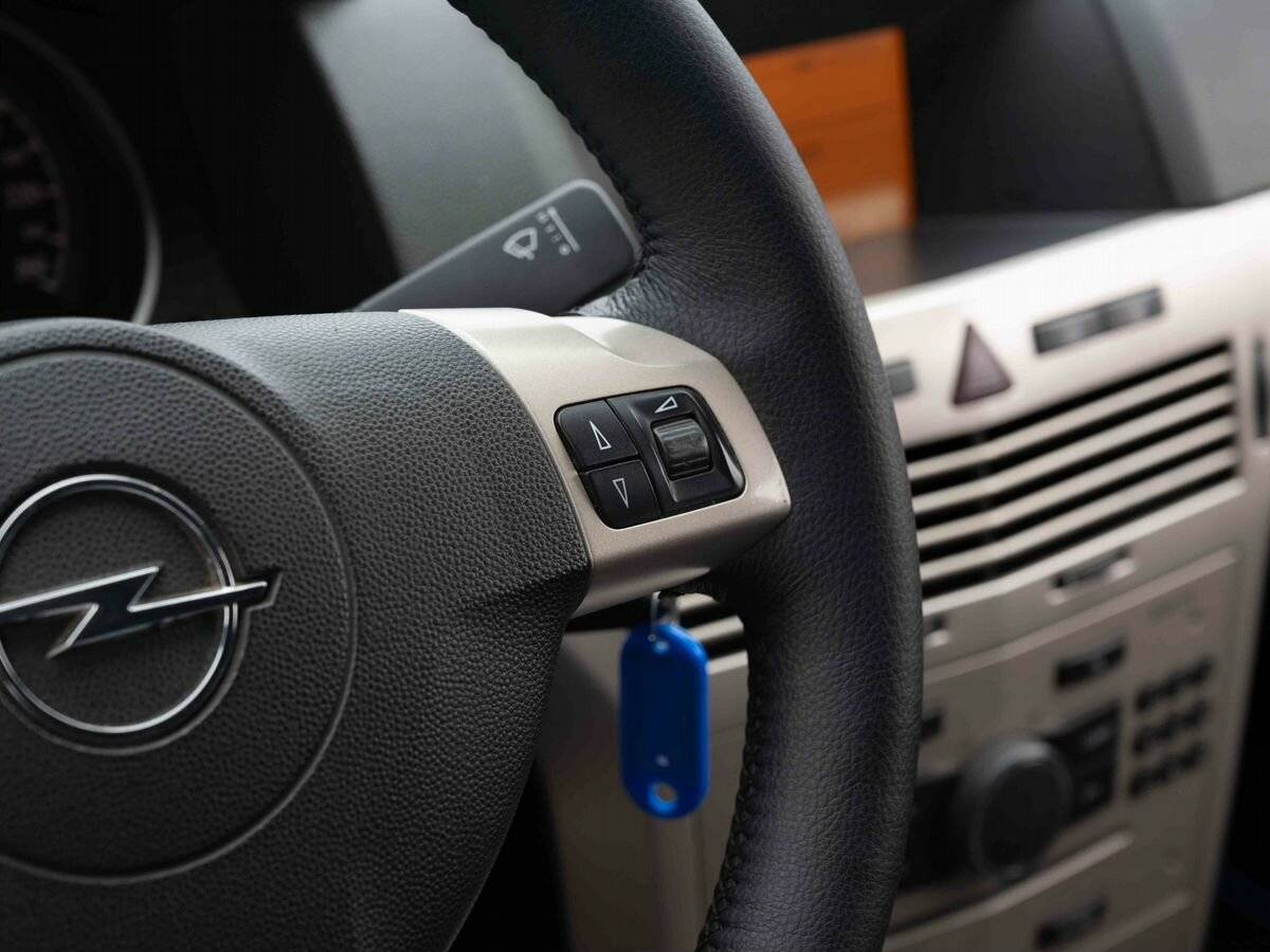 Купить Opel Astra с пробегом. Фото: #13