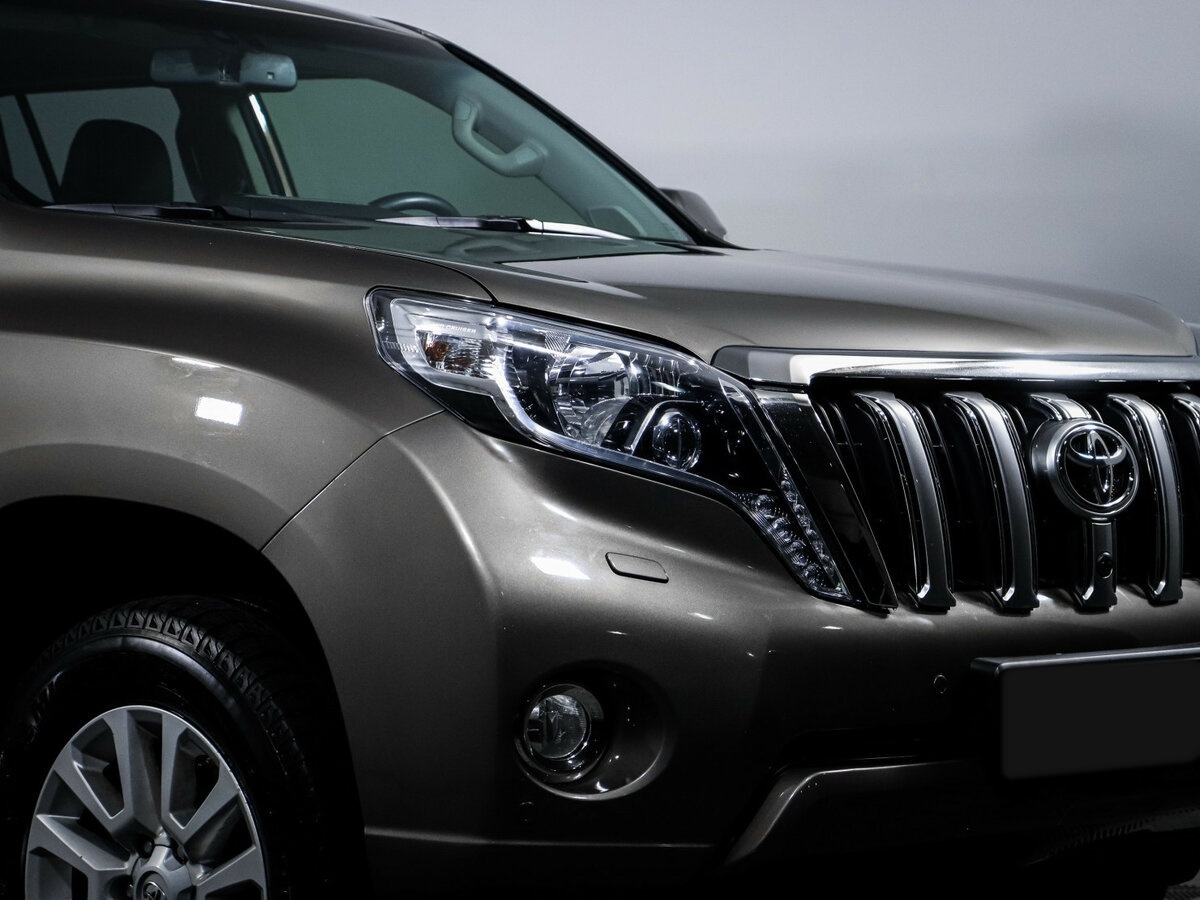 Купить Toyota Land Cruiser Prado с пробегом. Фото: #12
