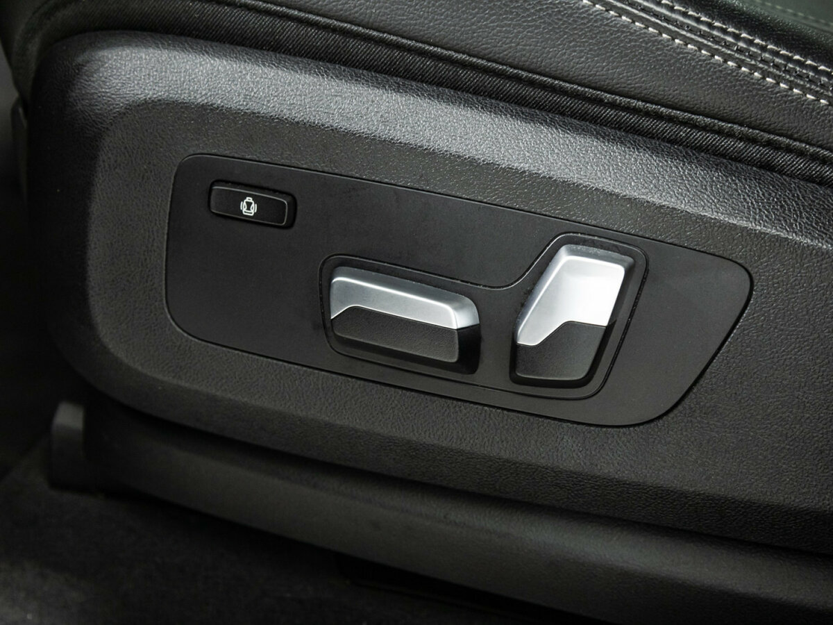 Купить BMW X5 с пробегом. Фото: #13