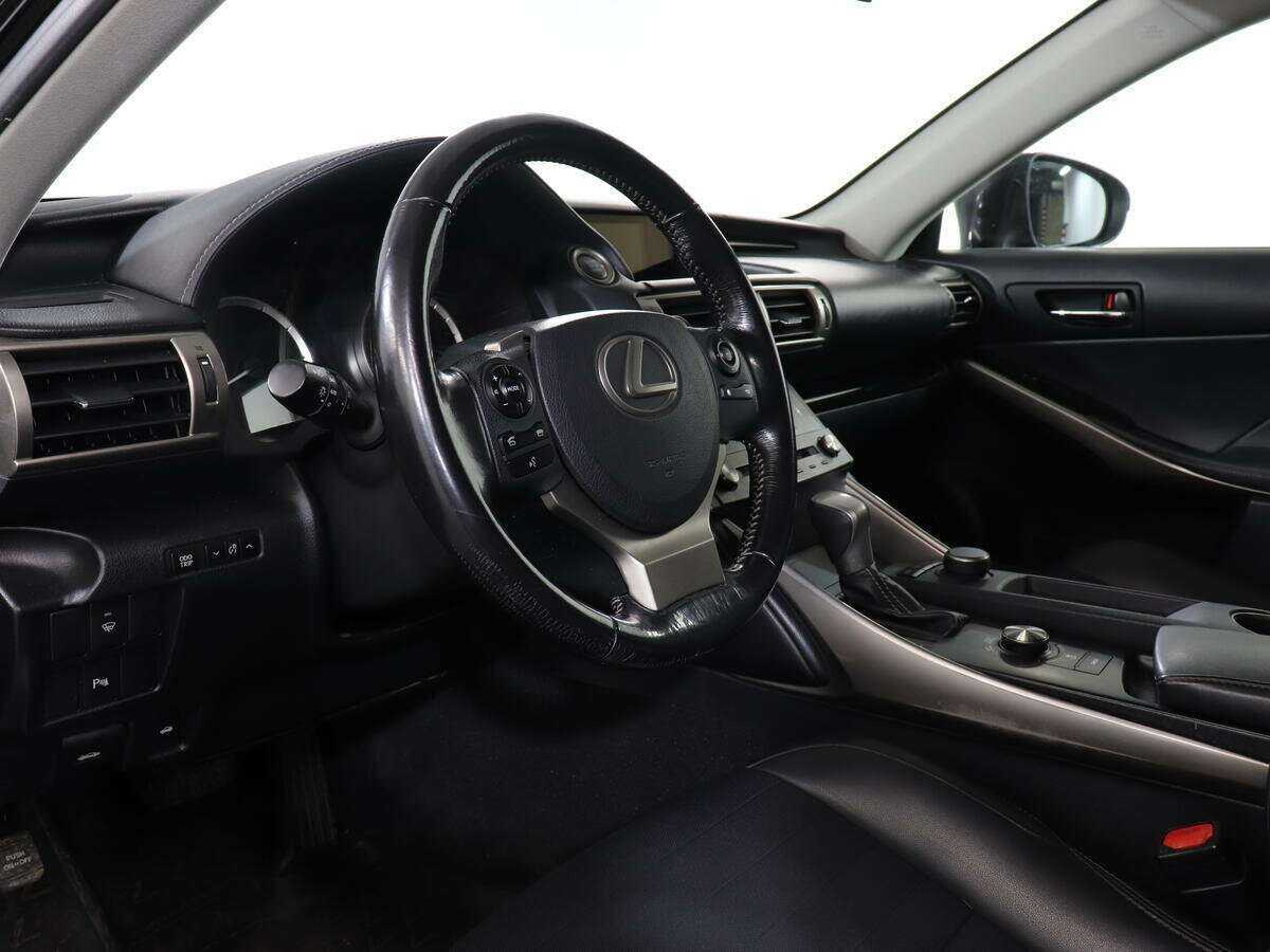Купить Lexus IS с пробегом. Фото: #9