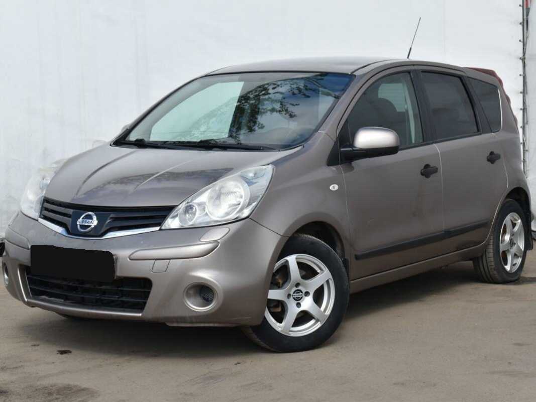 Купить Nissan Note с пробегом. Посмотреть фото