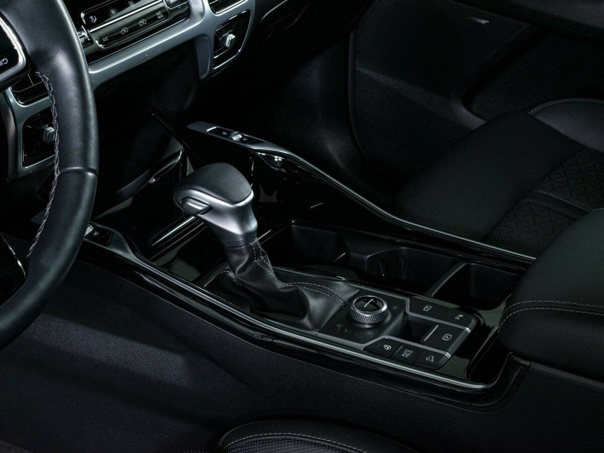 Купить Kia Sorento с пробегом. Фото: #15