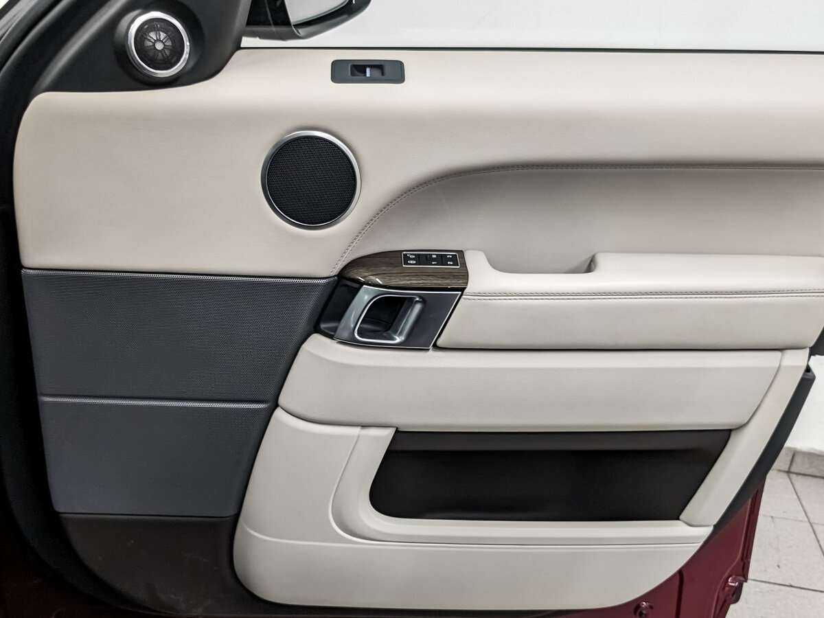 Купить Land Rover Range Rover Sport с пробегом. Фото: #20