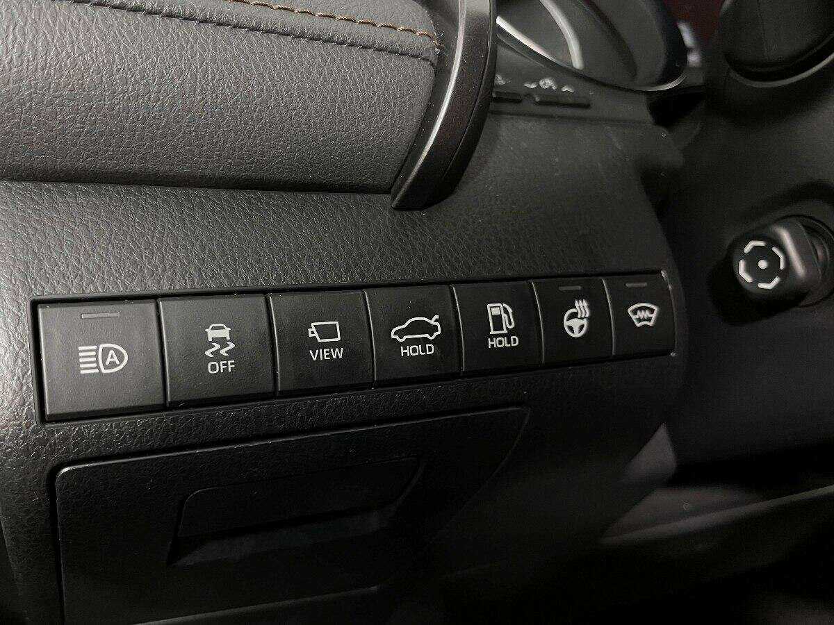 Купить Toyota Camry с пробегом. Фото: #12