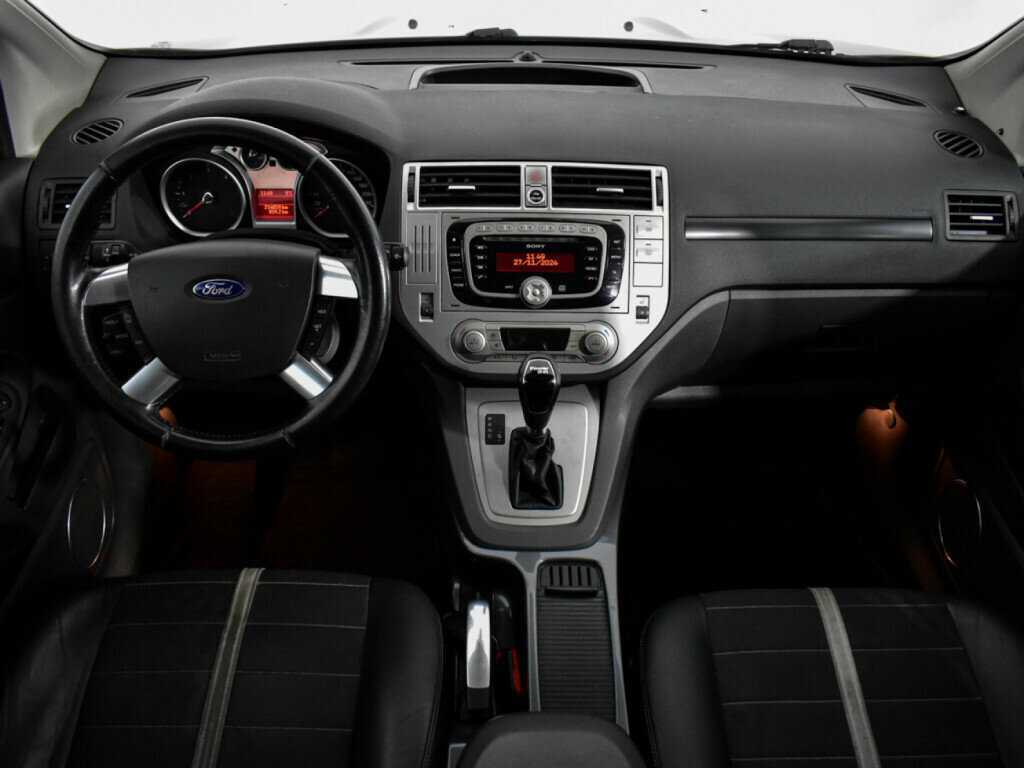 Купить Ford Kuga с пробегом. Фото: #11