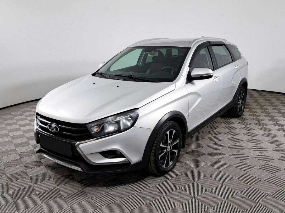Купить Lada (ВАЗ) Vesta с пробегом. Посмотреть фото