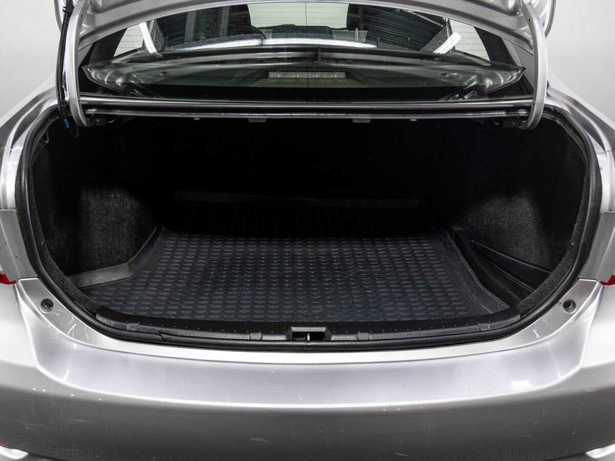 Купить Toyota Corolla с пробегом. Фото: #21