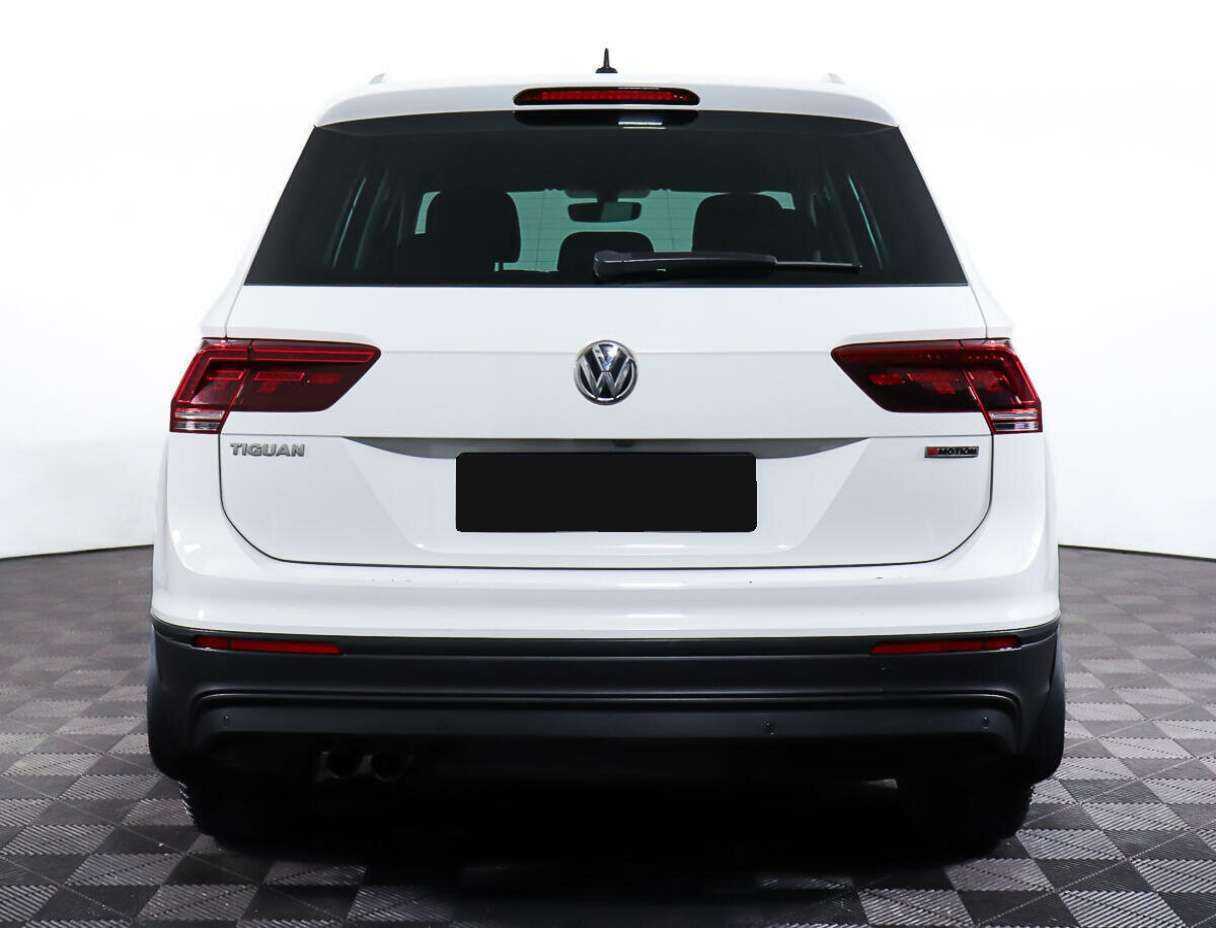 Купить Volkswagen Tiguan с пробегом. Фото: #5