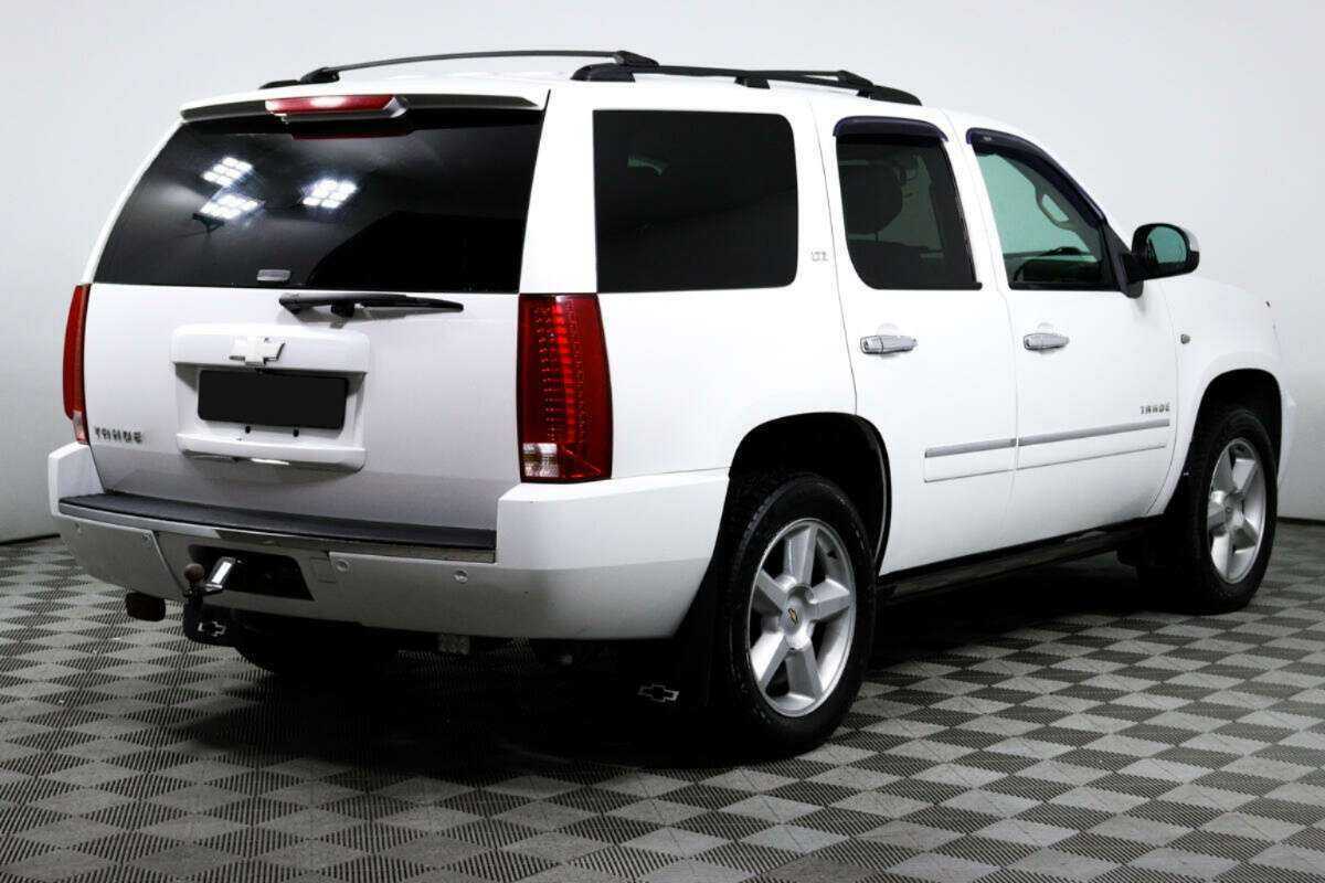 Купить Chevrolet Tahoe с пробегом. Фото: #4