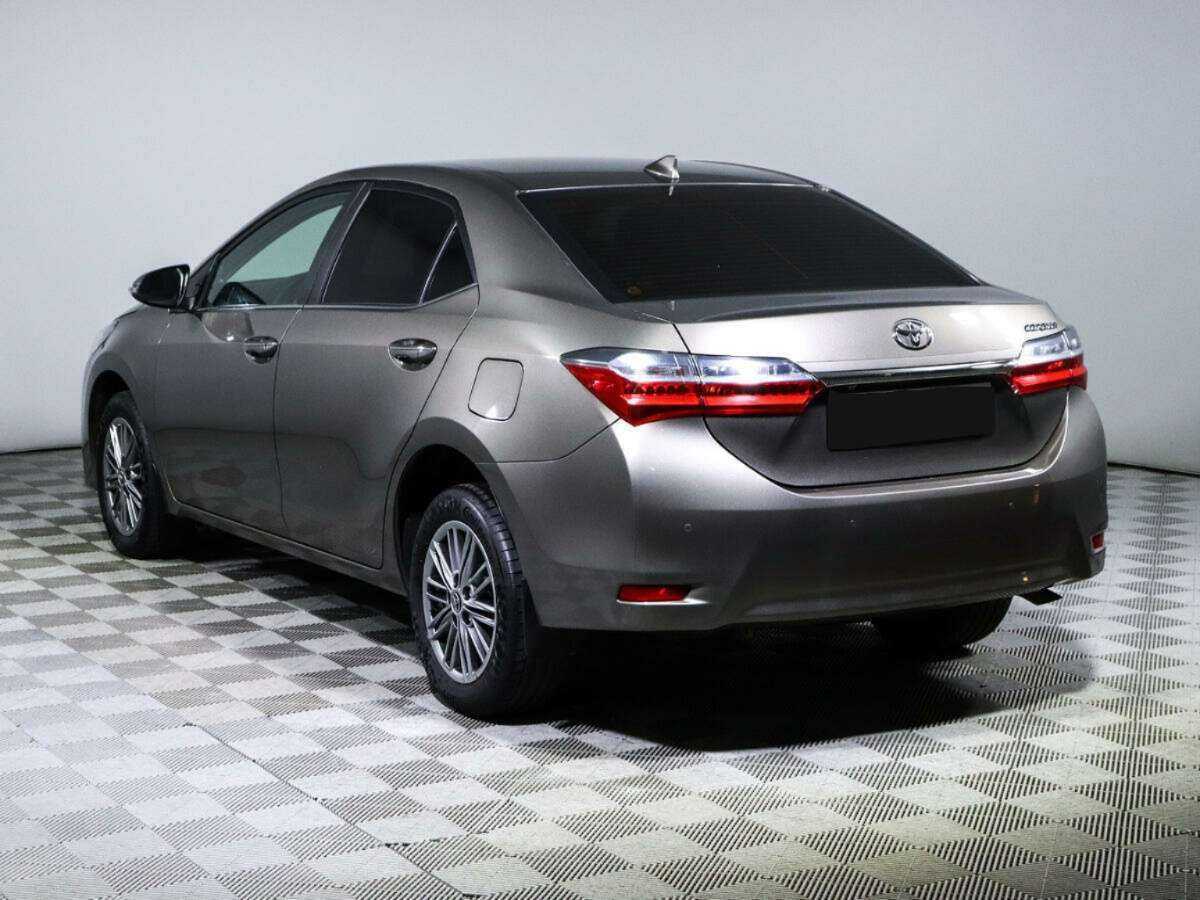 Купить Toyota Corolla с пробегом. Фото: #4