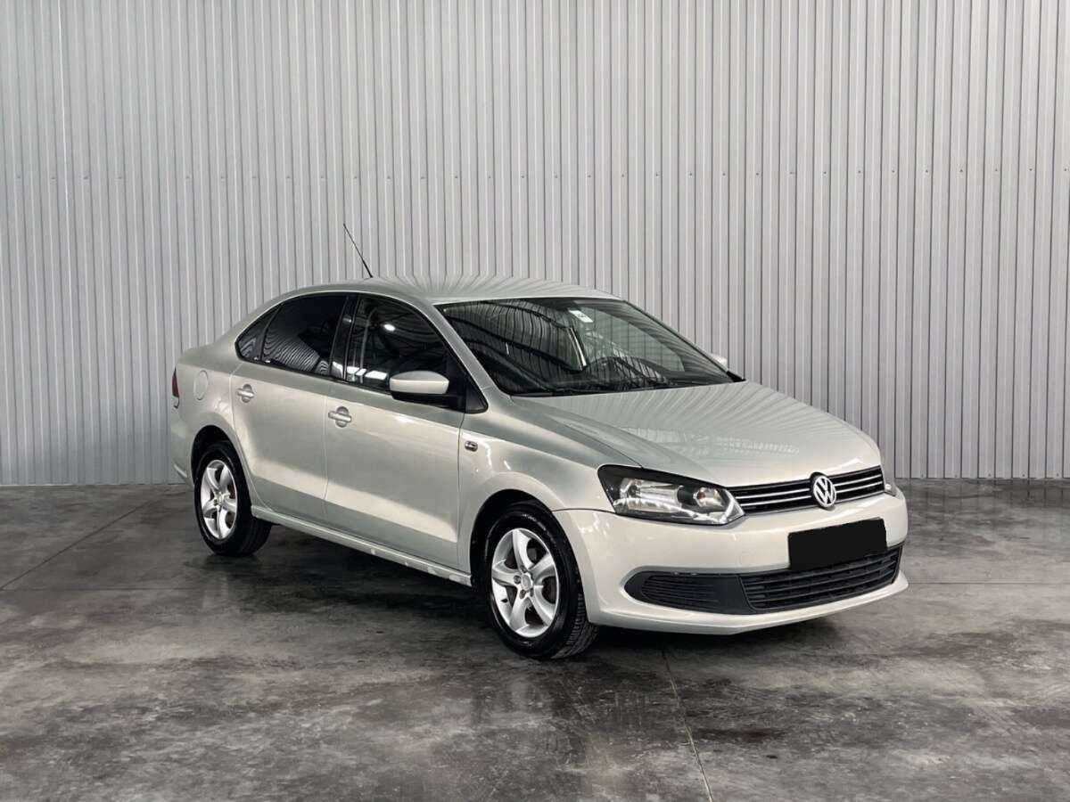 Купить Volkswagen Polo с пробегом. Фото: #2