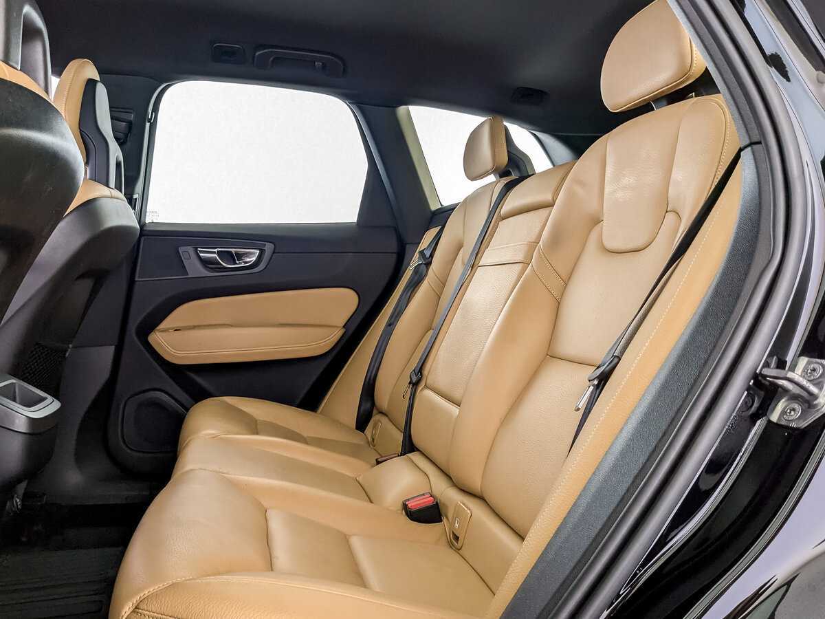 Купить Volvo XC60 с пробегом. Фото: #11