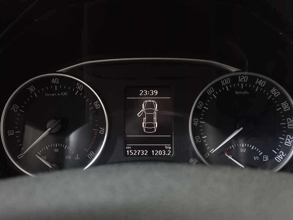 Купить Skoda Octavia с пробегом. Фото: #11
