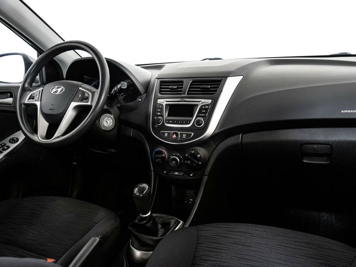 Купить Hyundai Solaris с пробегом. Фото: #6