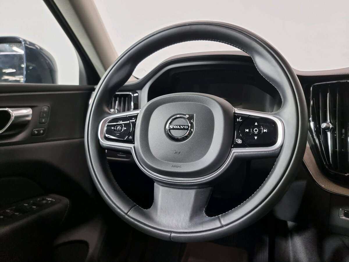 Купить Volvo XC60 с пробегом. Фото: #15