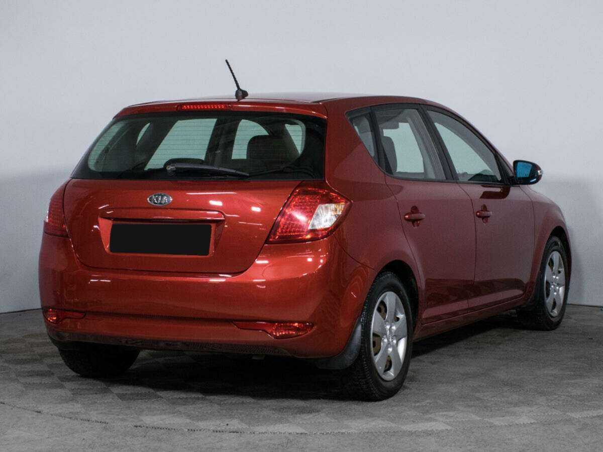 Купить Kia Ceed с пробегом. Фото: #4