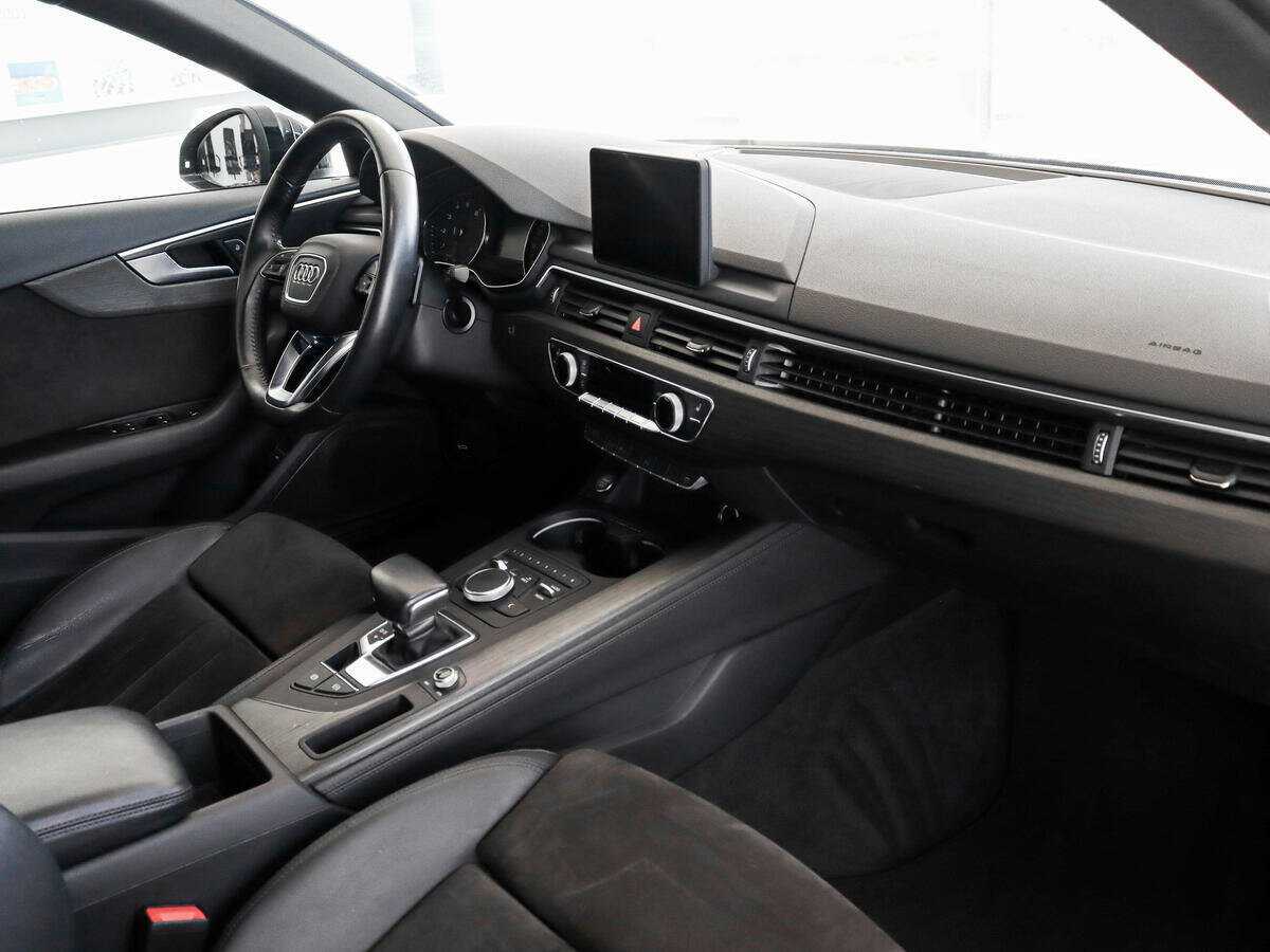 Купить Audi A4 с пробегом. Фото: #11