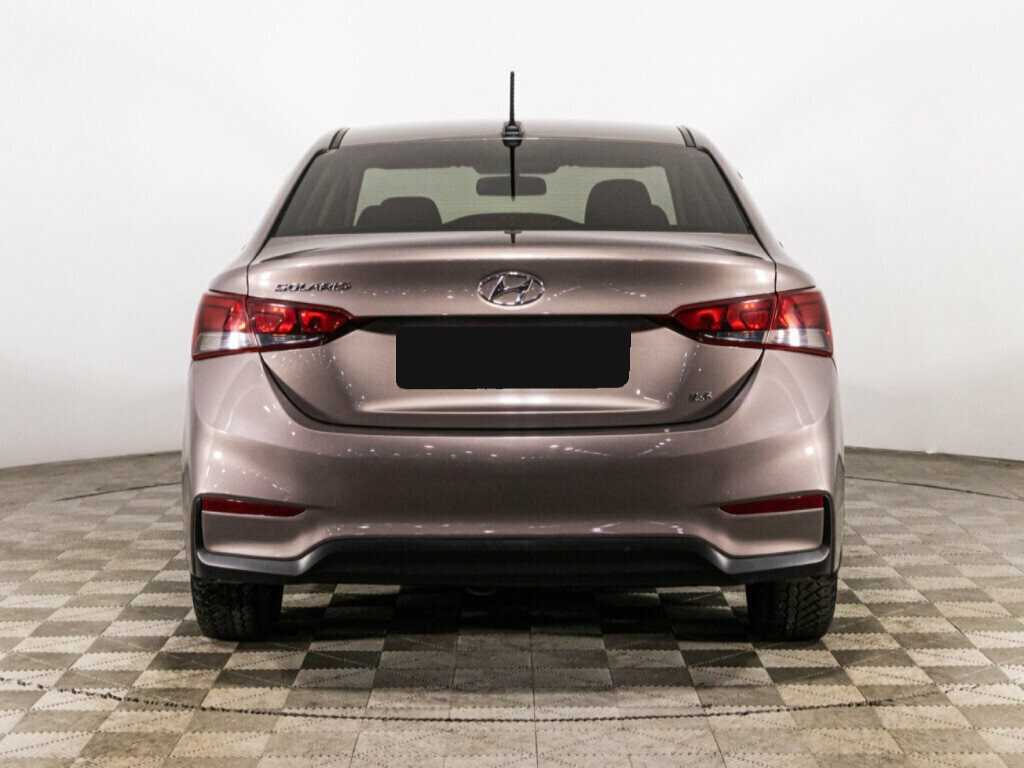 Купить Hyundai Solaris с пробегом. Фото: #5