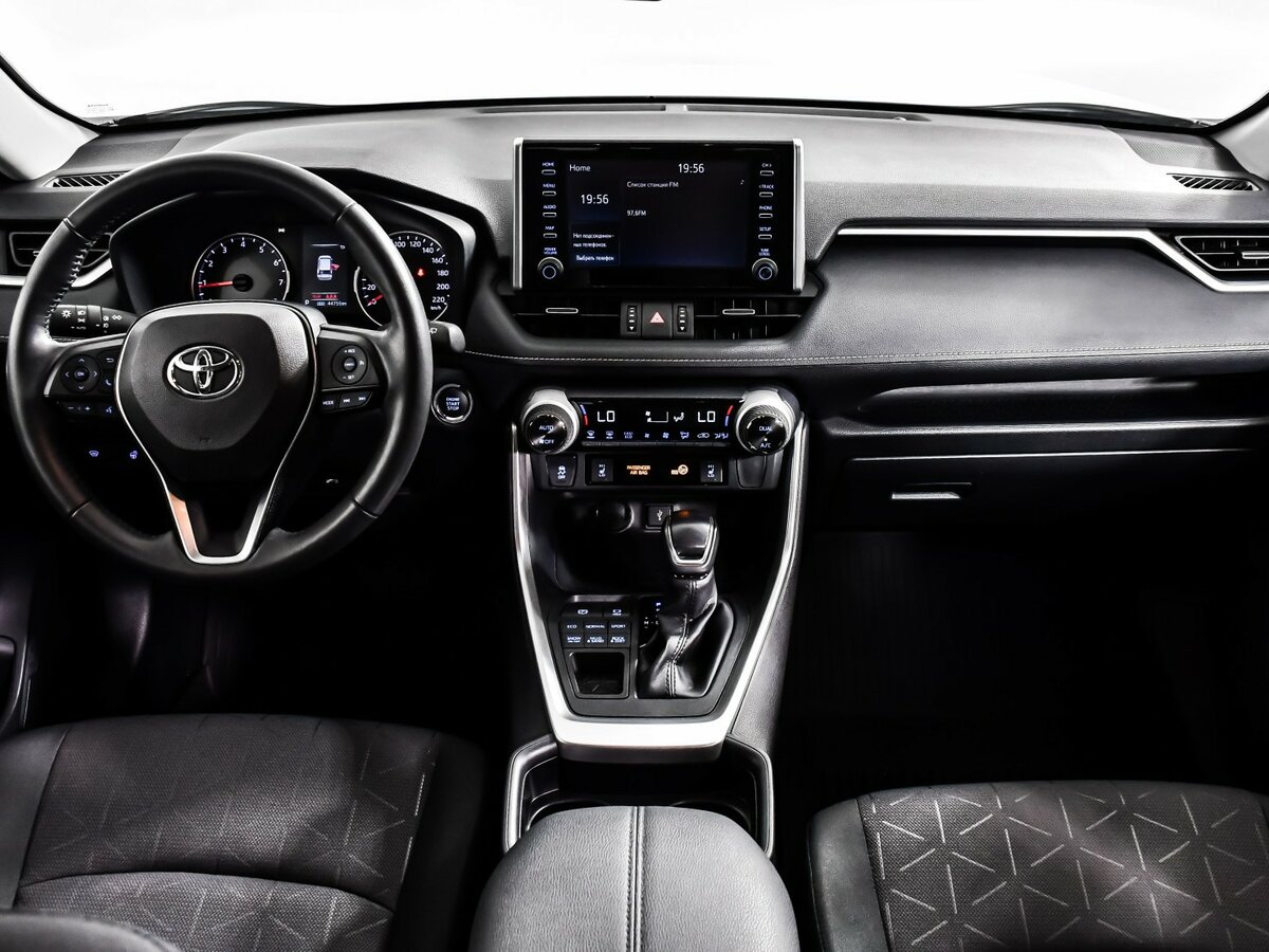 Купить Toyota RAV4 с пробегом. Фото: #10