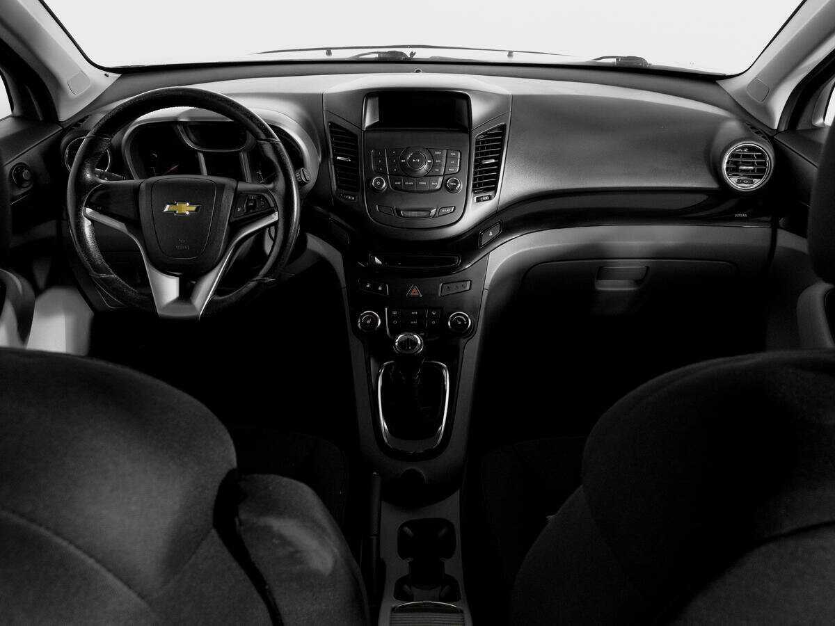 Купить Chevrolet Orlando с пробегом. Фото: #11