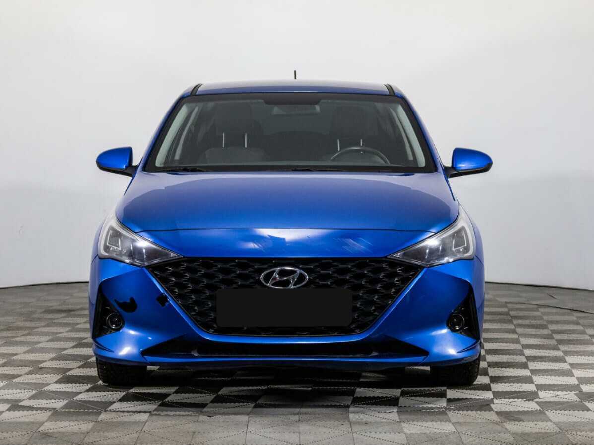 Купить Hyundai Solaris с пробегом. Фото: #1