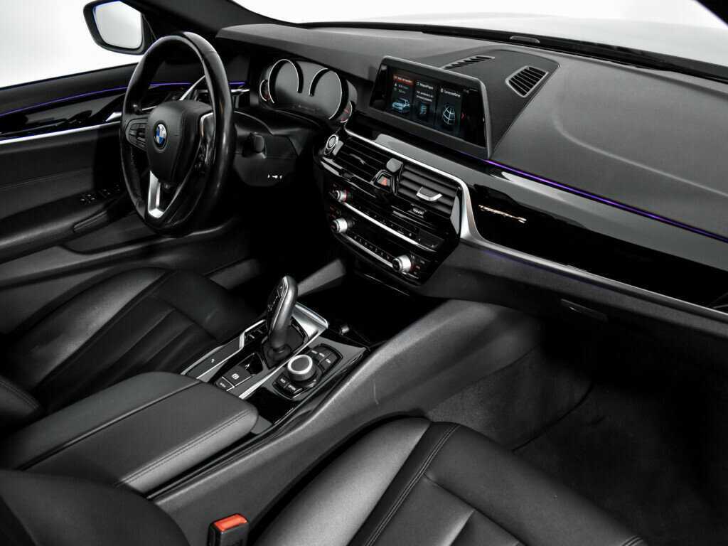 Купить BMW 5 серии с пробегом. Фото: #17