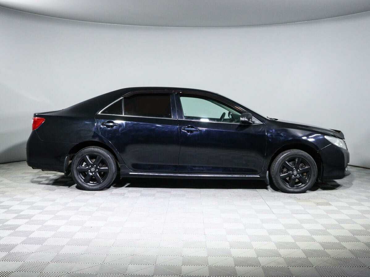 Купить Toyota Camry с пробегом. Фото: #3