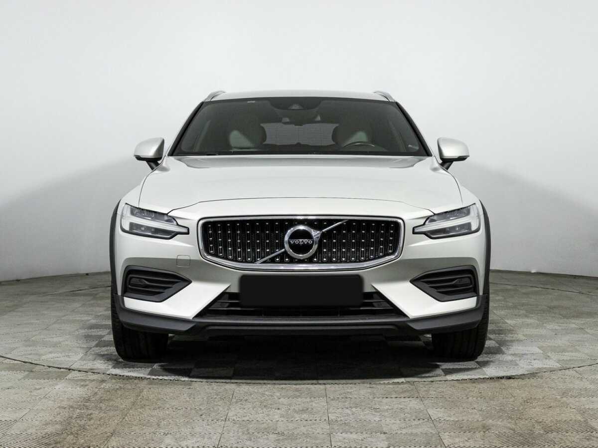 Купить Volvo V60 Cross Country с пробегом. Фото: #1