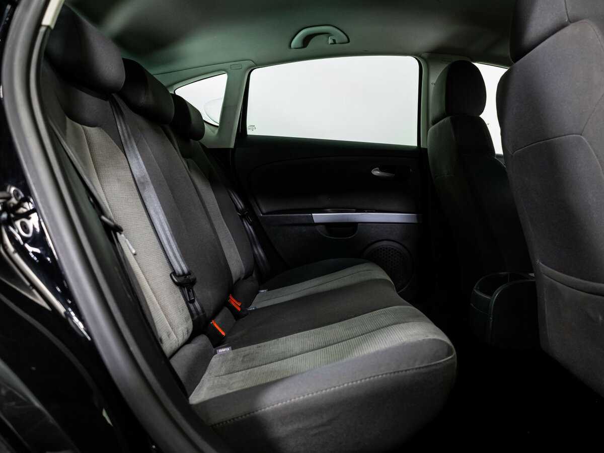 Купить SEAT Leon с пробегом. Фото: #8
