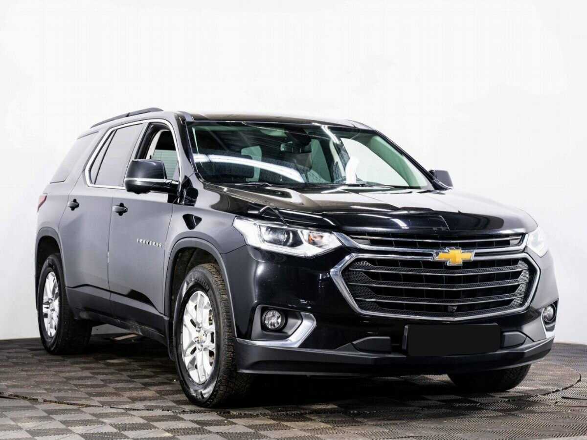 Купить Chevrolet Traverse с пробегом. Фото: #2