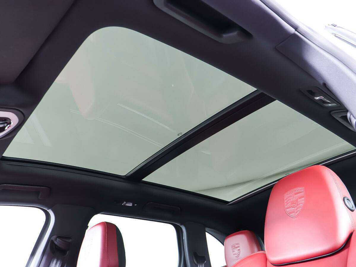 Купить Porsche Cayenne с пробегом. Фото: #24