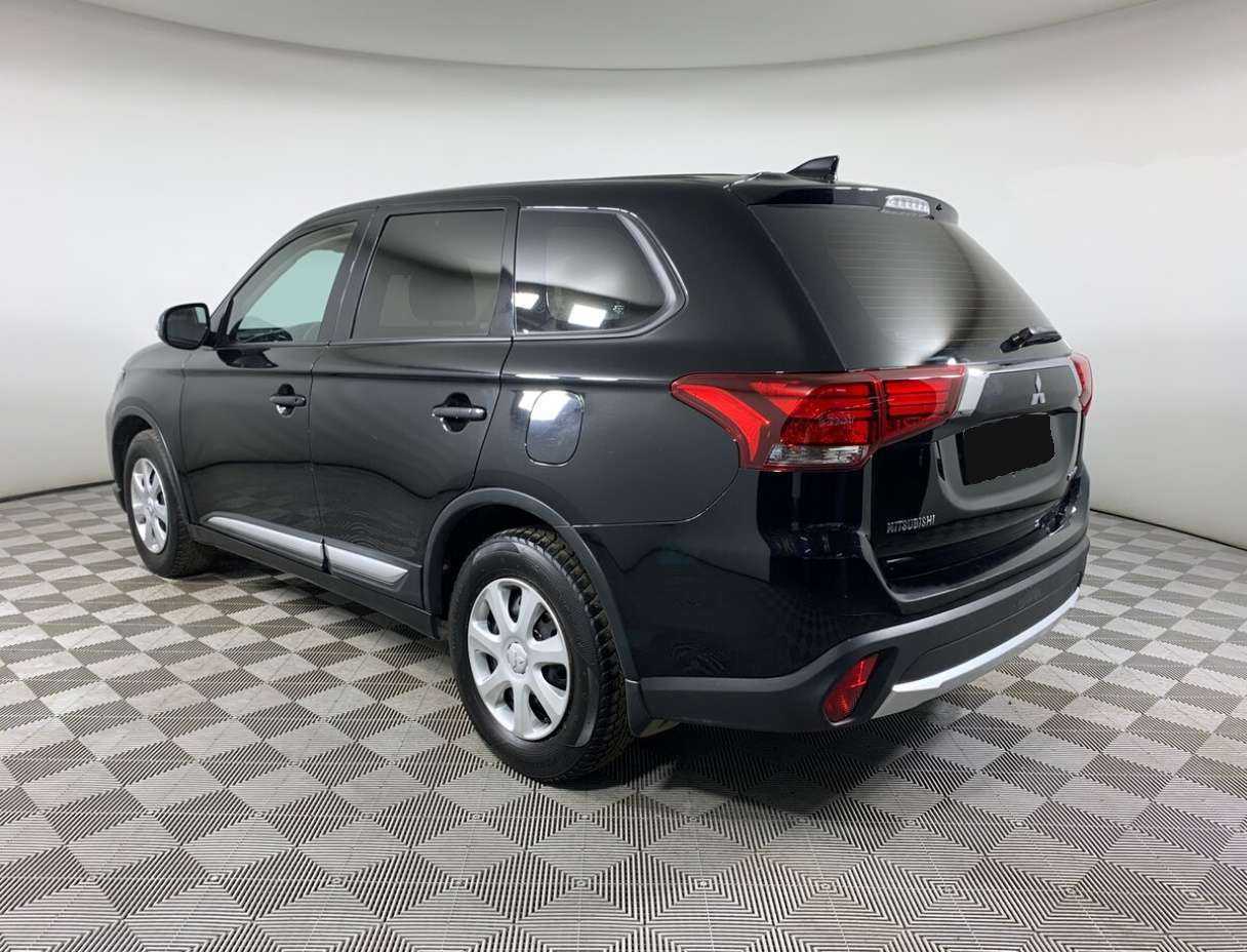 Купить Mitsubishi Outlander с пробегом. Фото: #6