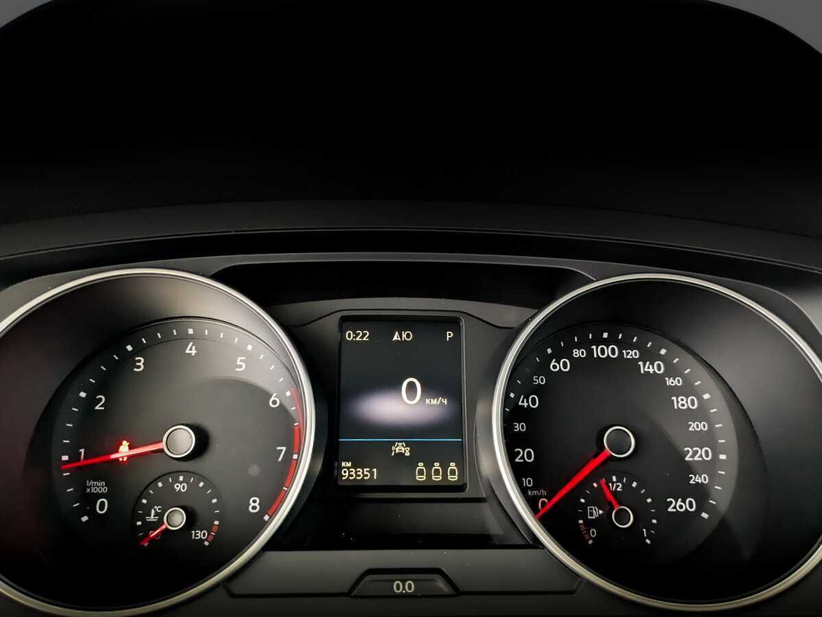 Купить Volkswagen Tiguan с пробегом. Фото: #10