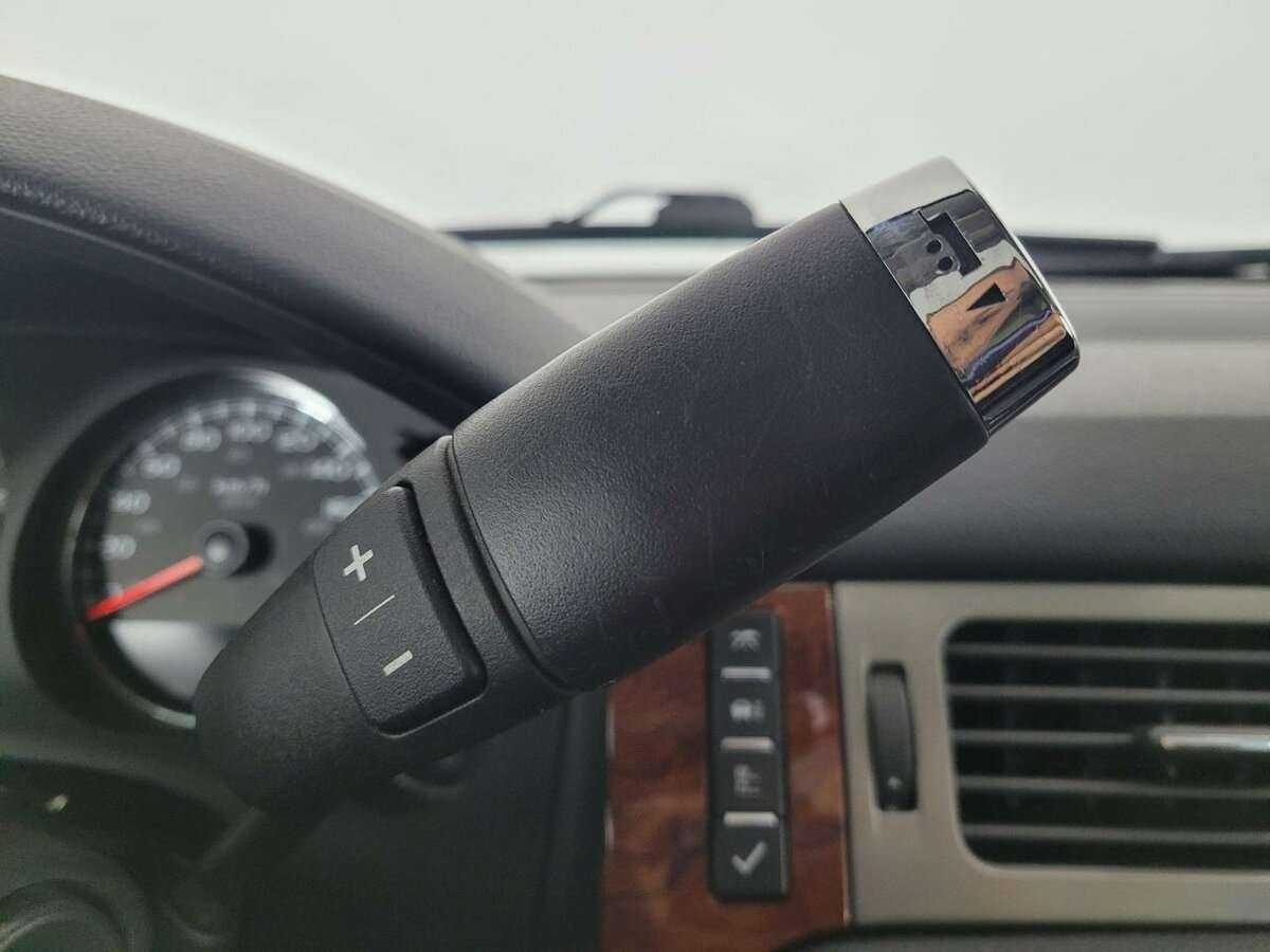 Купить Chevrolet Tahoe с пробегом. Фото: #11
